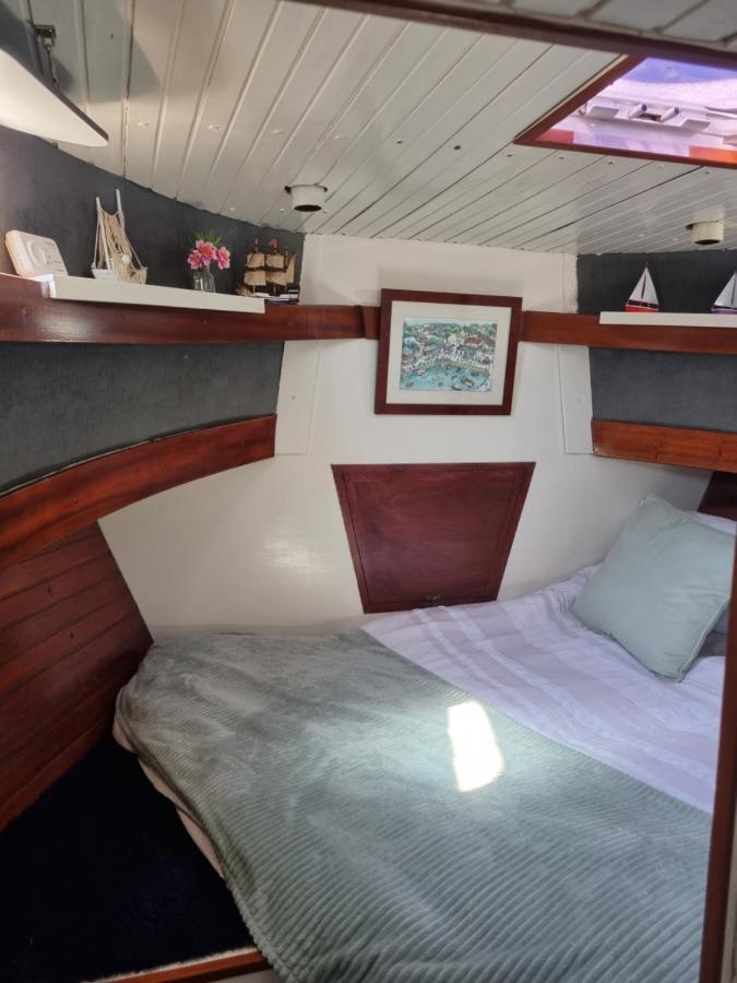 Traditional Boat Hotel Thorpe  Bagian luar foto