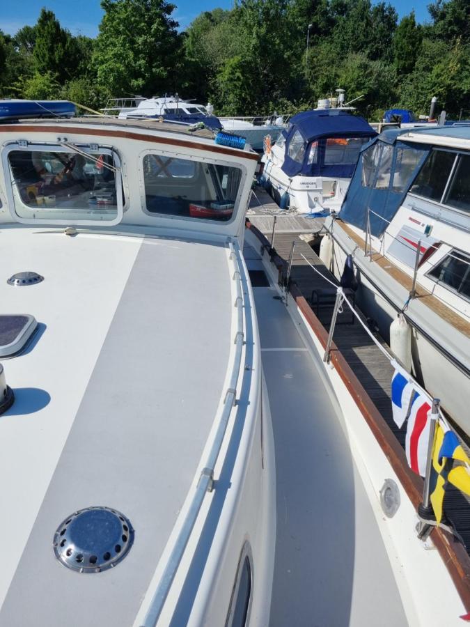 Traditional Boat Hotel Thorpe  Bagian luar foto